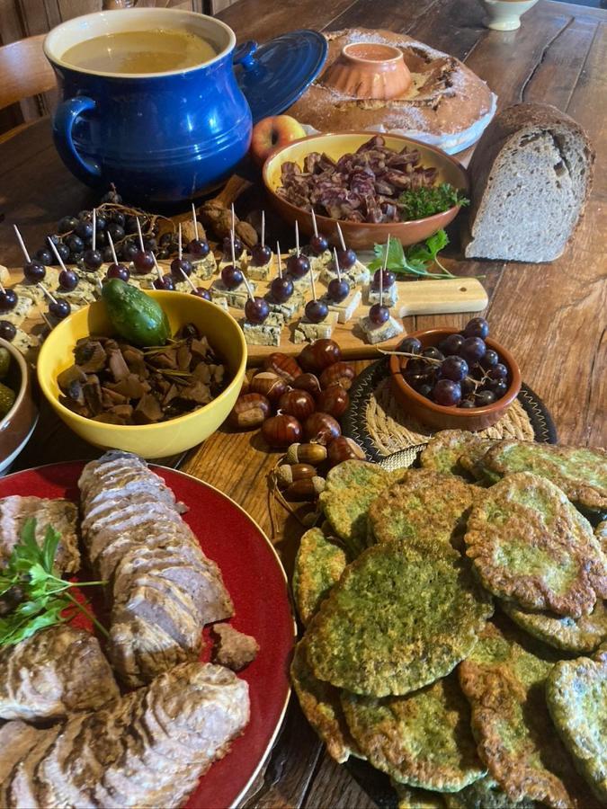 Golinhac Lo Soulenquo A Fonteilles Sur Le Gr 65 Bed & Breakfast エクステリア 写真