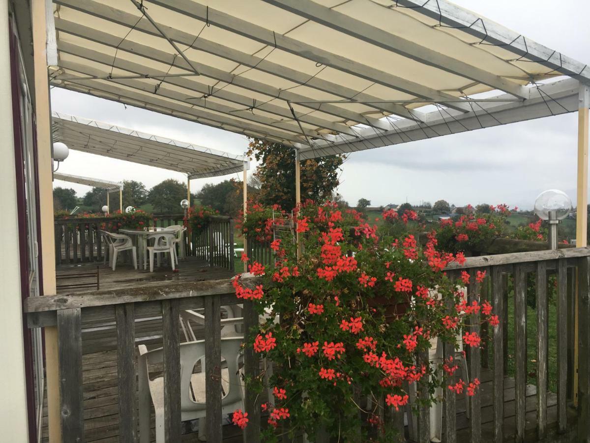 Golinhac Lo Soulenquo A Fonteilles Sur Le Gr 65 Bed & Breakfast エクステリア 写真